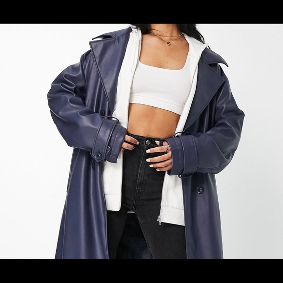 Gorgeous long leather oversized trench coat. Size 12 but fits size 14! - Picture 1 of 9